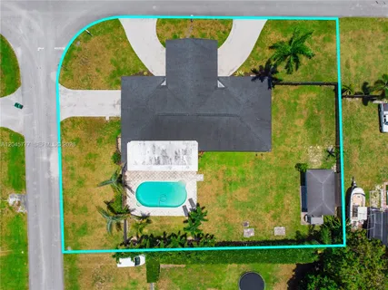 $985,000 | 12805 Southwest 193rd Terrace, Miami, FL 33177