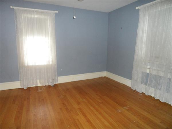 343 Trafton Road Springfield, MA 01108 - Photo 11 of 16 Gallery Image 11