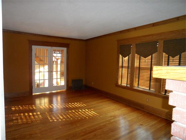 343 Trafton Road Springfield, MA 01108 - Photo 5 of 16 Gallery Image 5
