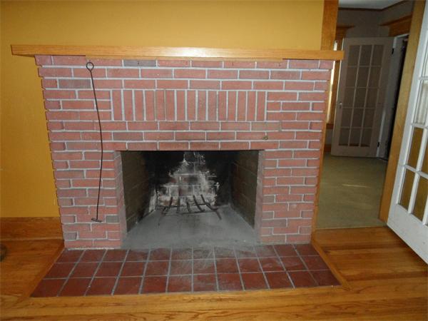 343 Trafton Road Springfield, MA 01108 - Photo 6 of 16 Gallery Image 6