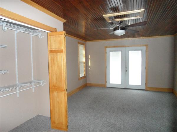 343 Trafton Road Springfield, MA 01108 - Photo 8 of 16 Gallery Image 8