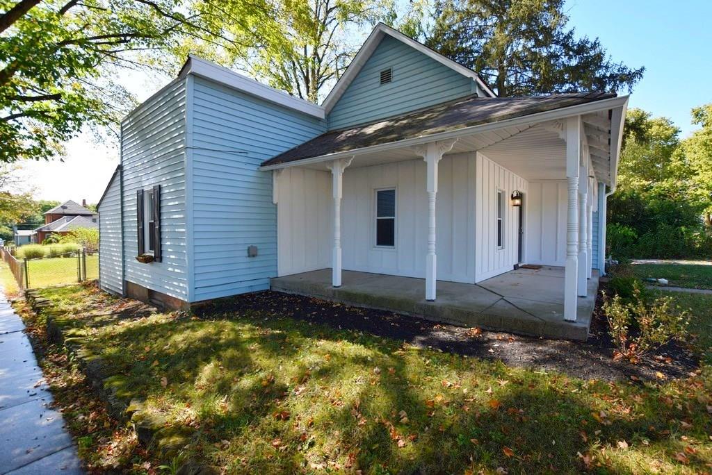 301 West Taylor Street Pendleton, IN 46064 - Photo 2 of 24
