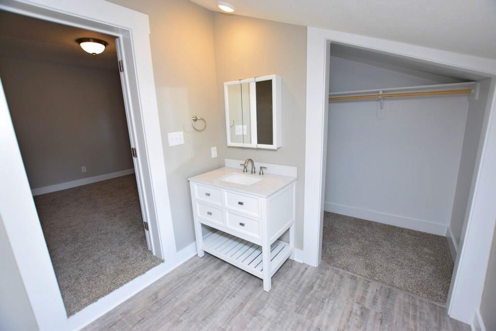 301 West Taylor Street Pendleton, IN 46064 - Photo 12 of 24