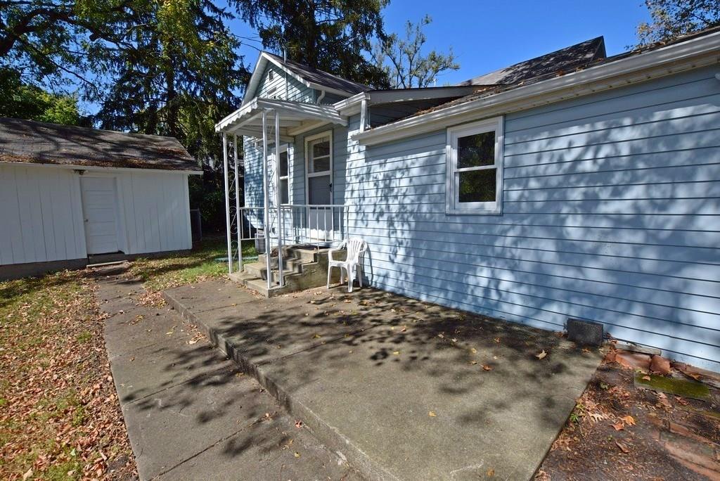 301 West Taylor Street Pendleton, IN 46064 - Photo 23 of 24