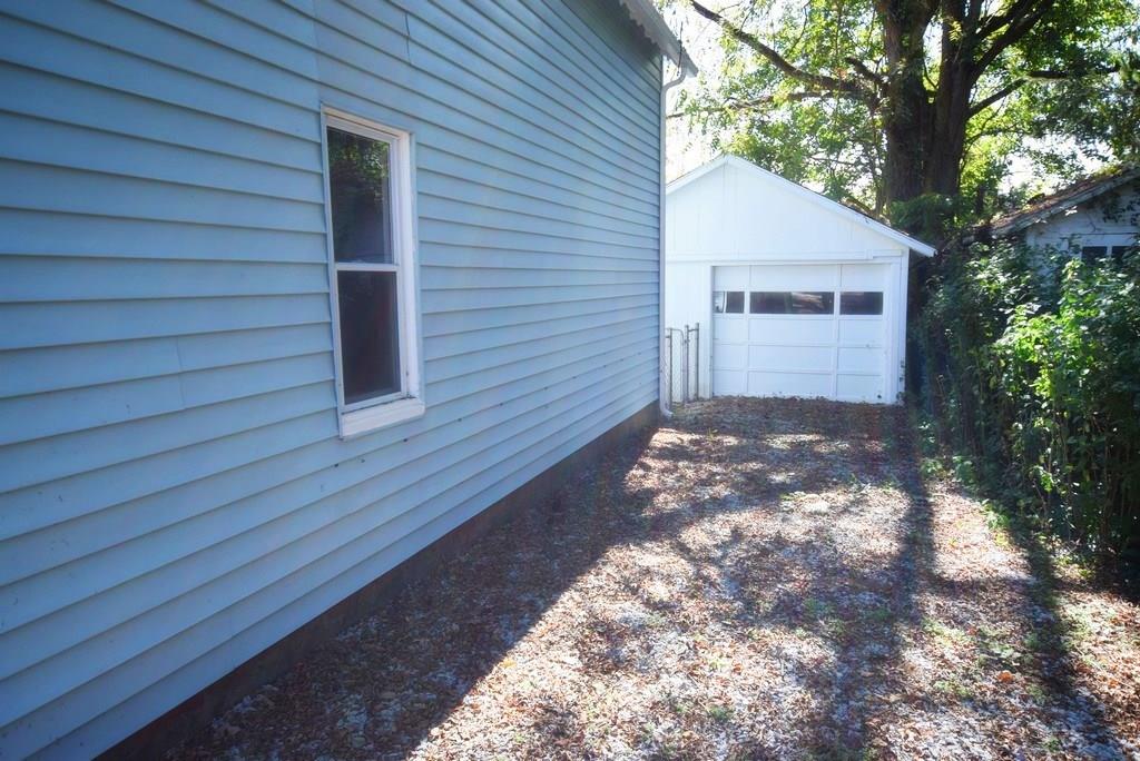 301 West Taylor Street Pendleton, IN 46064 - Photo 24 of 24