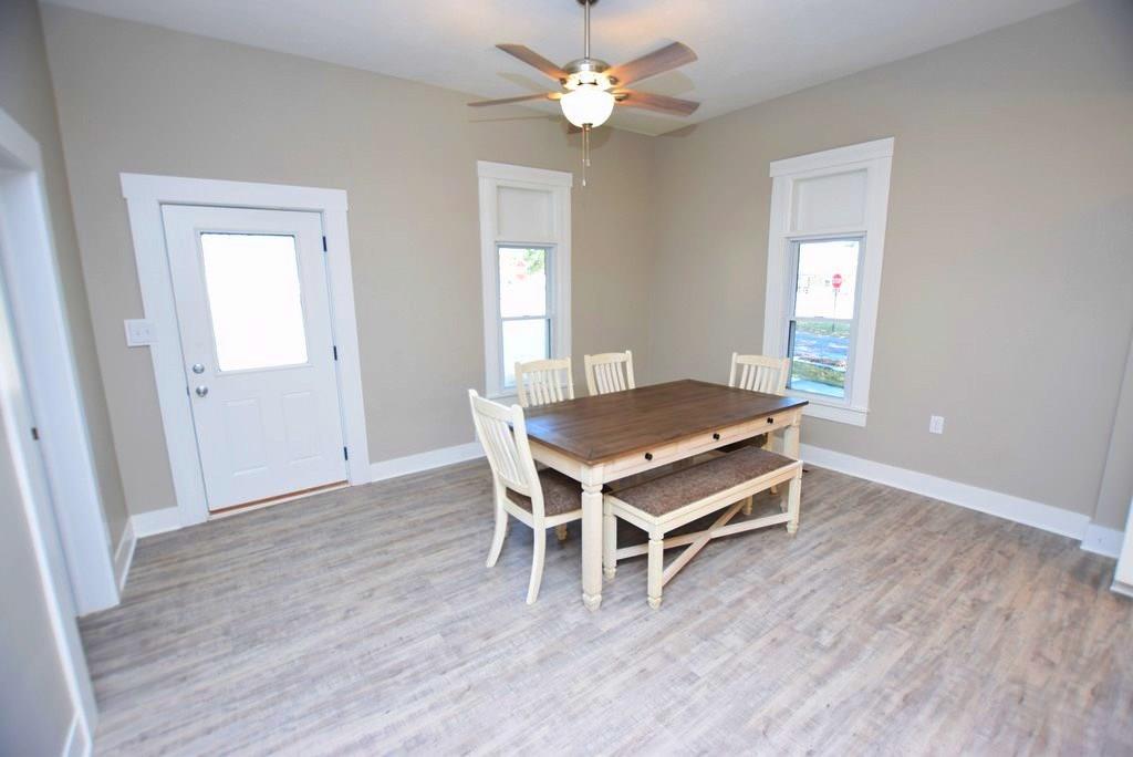 301 West Taylor Street Pendleton, IN 46064 - Photo 4 of 24