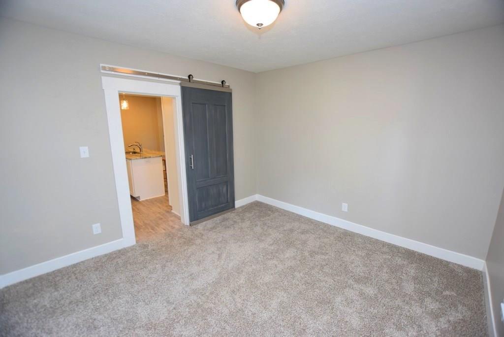 301 West Taylor Street Pendleton, IN 46064 - Photo 10 of 24