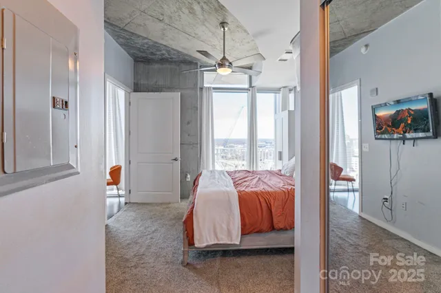 $350,000 | 210 North Church Street, Unit 2411, Charlotte, NC 28202