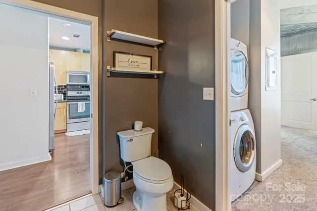 $350,000 | 210 North Church Street, Unit 2411, Charlotte, NC 28202