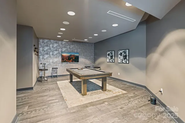 $350,000 | 210 North Church Street, Unit 2411, Charlotte, NC 28202