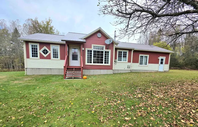 $290,000 | 18 Lynch Road, Stewartstown, NH 03576