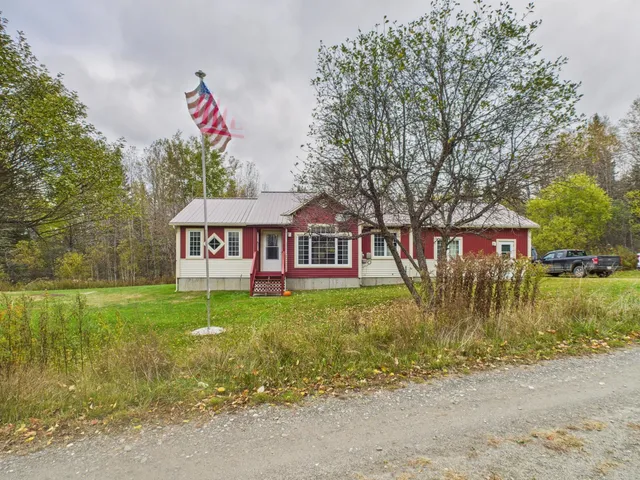 $290,000 | 18 Lynch Road, Stewartstown, NH 03576