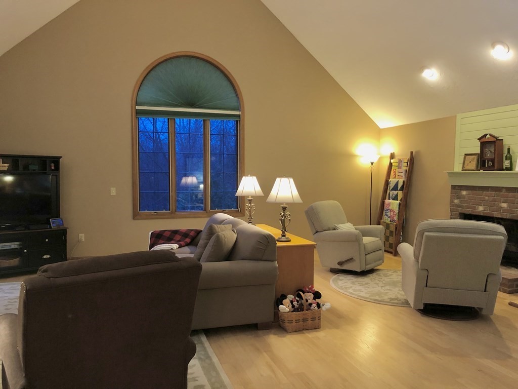 9 Partridge Hill Road Westminster, MA 01473 - Photo 11 of 30 Gallery Image 11