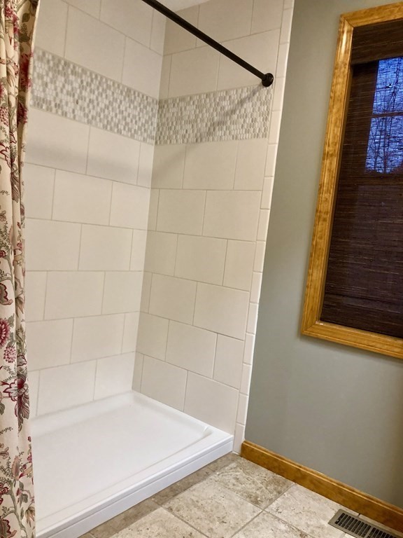 9 Partridge Hill Road Westminster, MA 01473 - Photo 8 of 30 Gallery Image 8