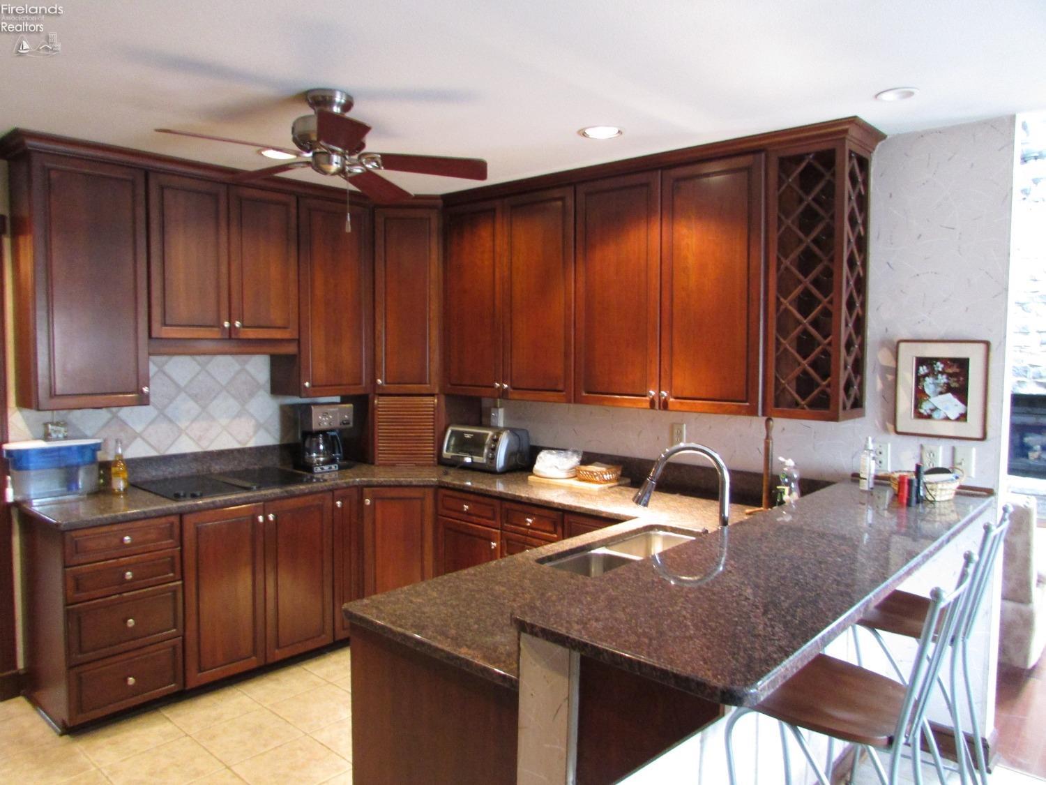 6618 Portland Road Sandusky, OH 44870 - Photo 12 of 24 Gallery Image 12