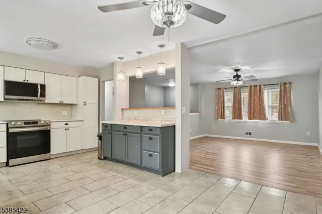 $455,000 | 197 Powder Horn Drive, Phillipsburg, NJ 08865