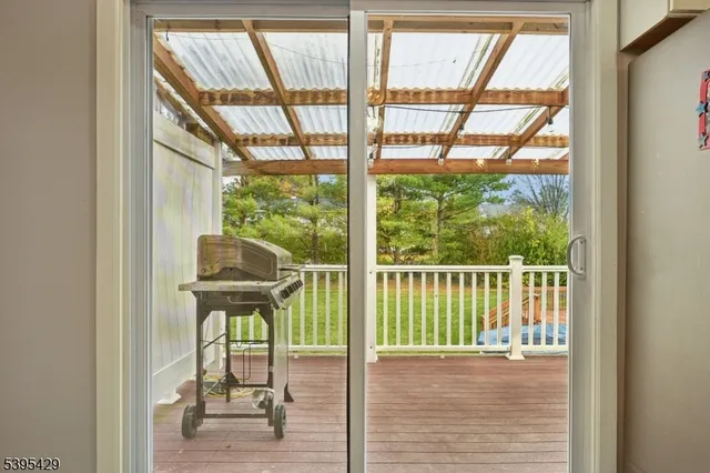 $455,000 | 197 Powder Horn Drive, Phillipsburg, NJ 08865