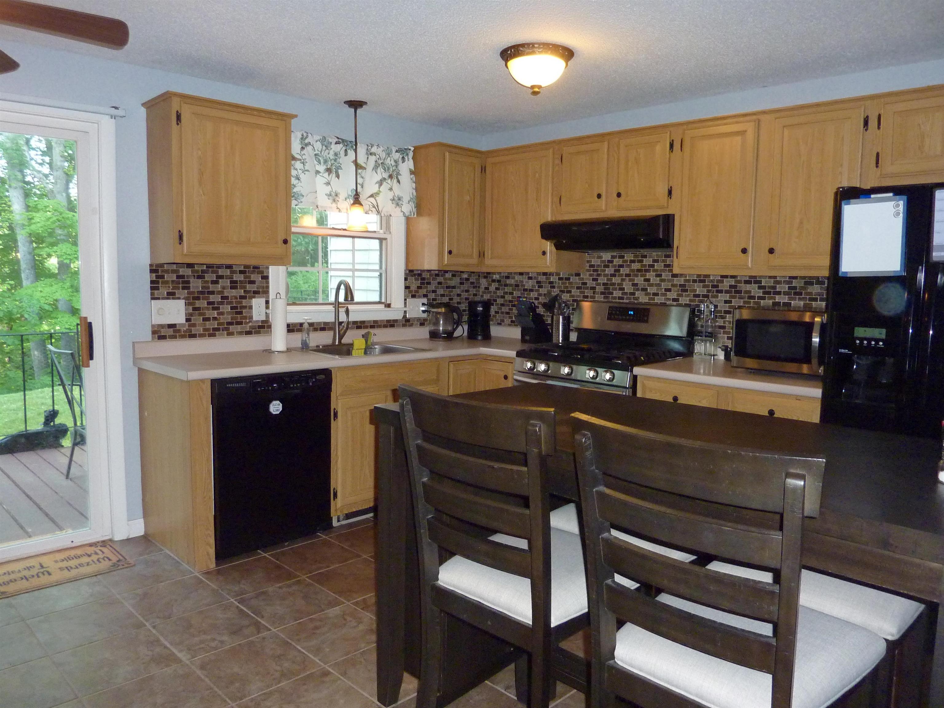 13 Riversedge Drive Milford, NH 03055 - Photo 5 of 30 Gallery Image 5