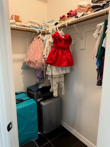 $2,400 | 1209 Cole Ests Drive, Georgetown, TX 78628