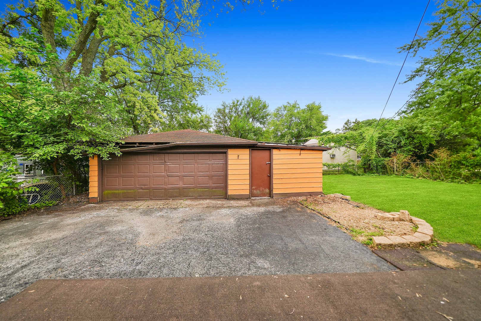 210 Thornhurst Road Bolingbrook, IL 60440 - Photo 15 of 20
