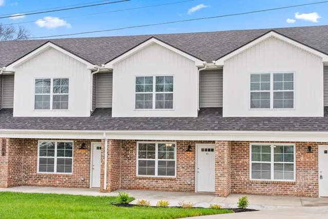 $1,300 | 1308 Franklin Street, Unit A6, Clarksville, TN 37040