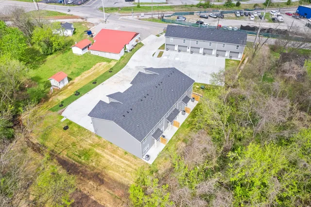 $1,300 | 1308 Franklin Street, Unit A6, Clarksville, TN 37040