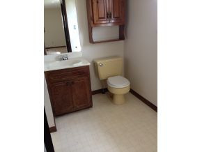 261 Broom Factory Road Greeneville, TN 37743 - Photo 22 of 24 Second Master Bath