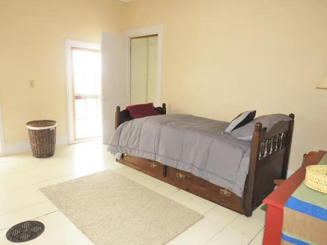 $399,000 | 16 School Street, Waldoboro, ME 04572