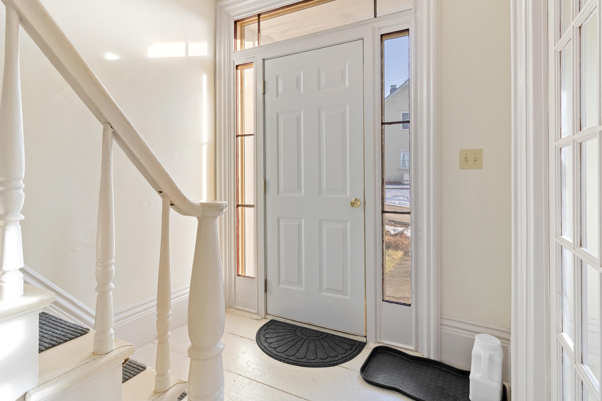 16 School Street Waldoboro, ME 04572 - Photo 18 of 37 IMG_2550