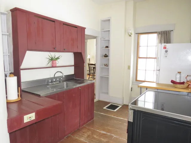 $399,000 | 16 School Street, Waldoboro, ME 04572