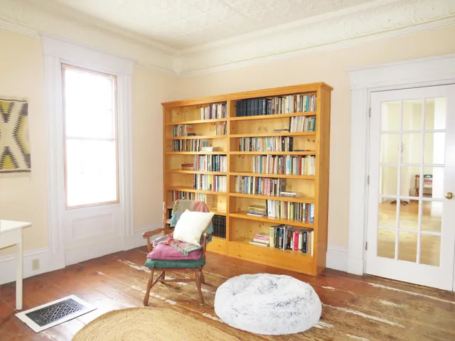 $399,000 | 16 School Street, Waldoboro, ME 04572