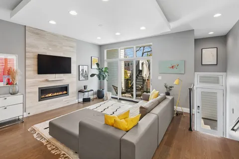 $1,750,000 | 3717 North Hermitage Avenue, Chicago, IL 60613