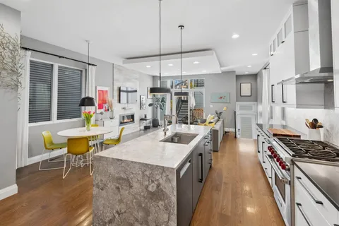 $1,750,000 | 3717 North Hermitage Avenue, Chicago, IL 60613