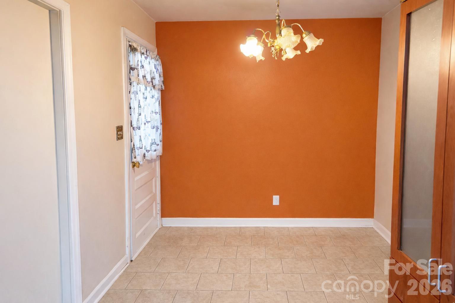 310 Hollis Road Charlotte, NC 28209 - Photo 17 of 37