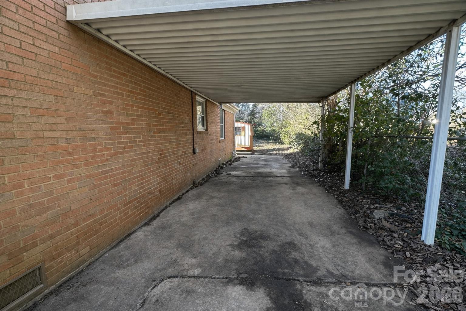 310 Hollis Road Charlotte, NC 28209 - Photo 33 of 37