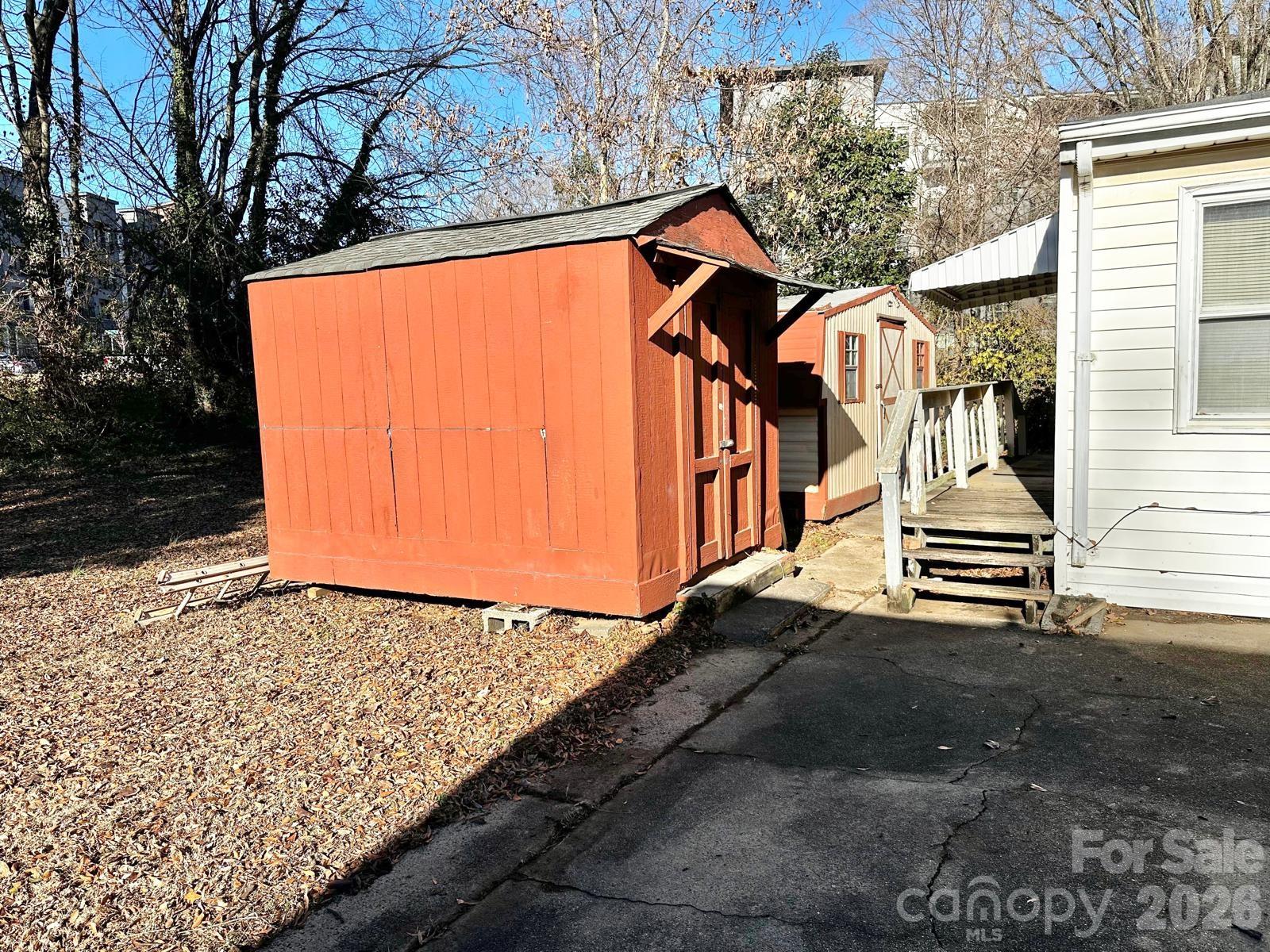 310 Hollis Road Charlotte, NC 28209 - Photo 34 of 37