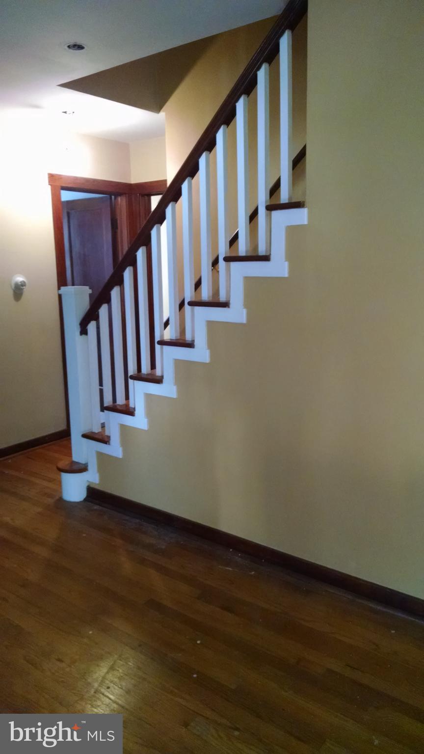 311 West W Delanco, NJ 08075 - Photo 10 of 13 a view of entryway