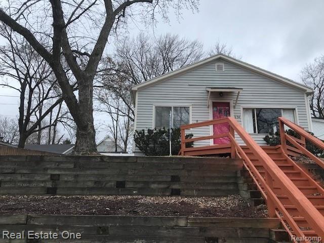 634 Renshaw Street Rochester, MI 48307 - Photo 1 of 9