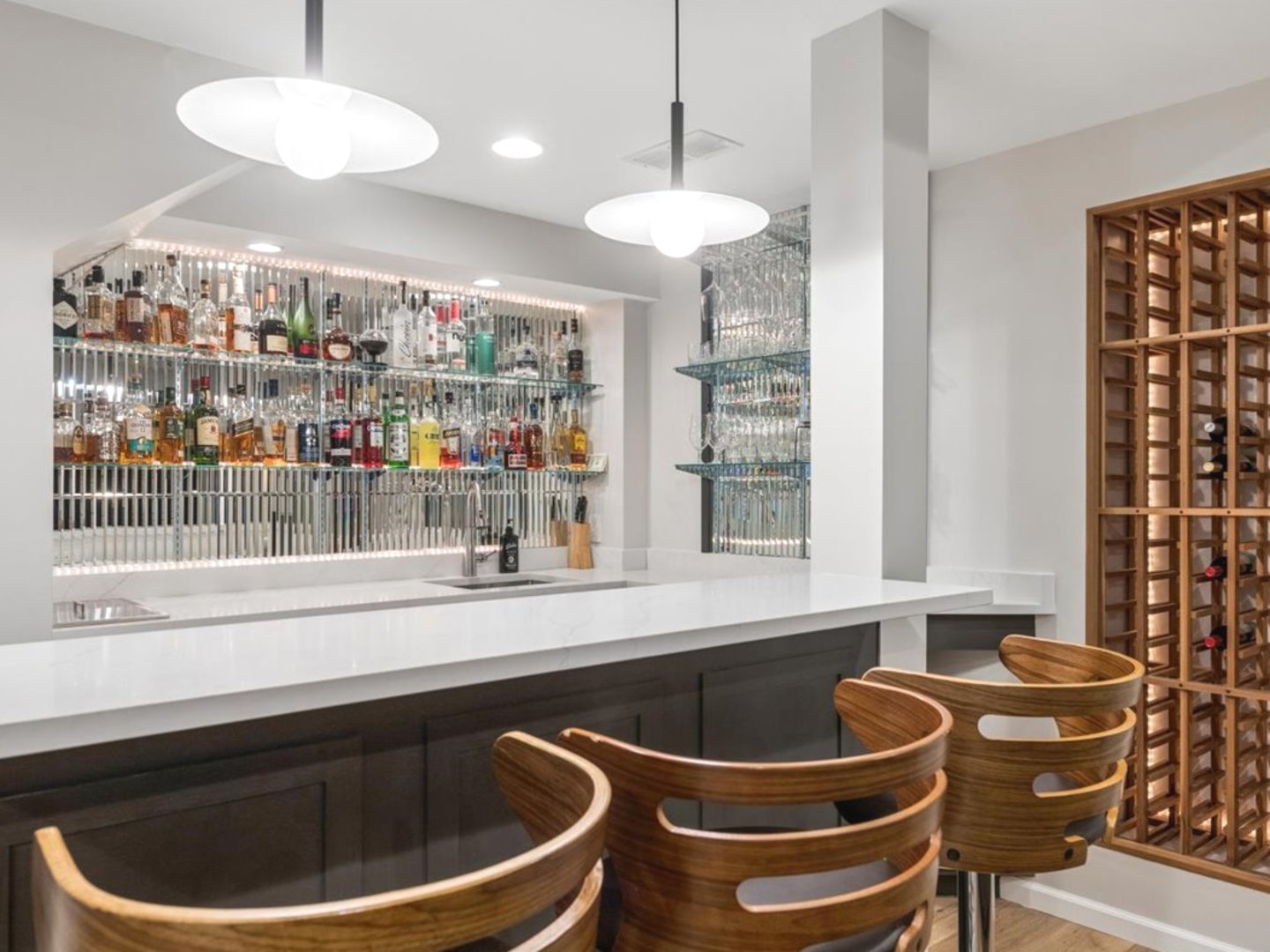 543 Chestnut Street Addison, IL 60101 - Photo 20 of 22 a kitchen with a sink and a large window