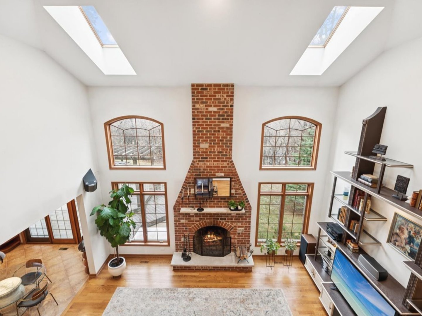 543 Chestnut Street Addison, IL 60101 - Photo 8 of 22 kids living room with furniture and a fireplace