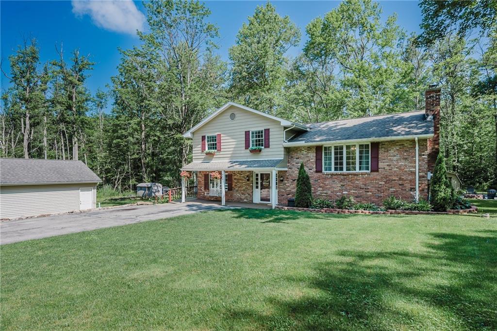 916 Stratford Road Ligonier, PA 15658 - Photo 3 of 44 Gallery Image 3