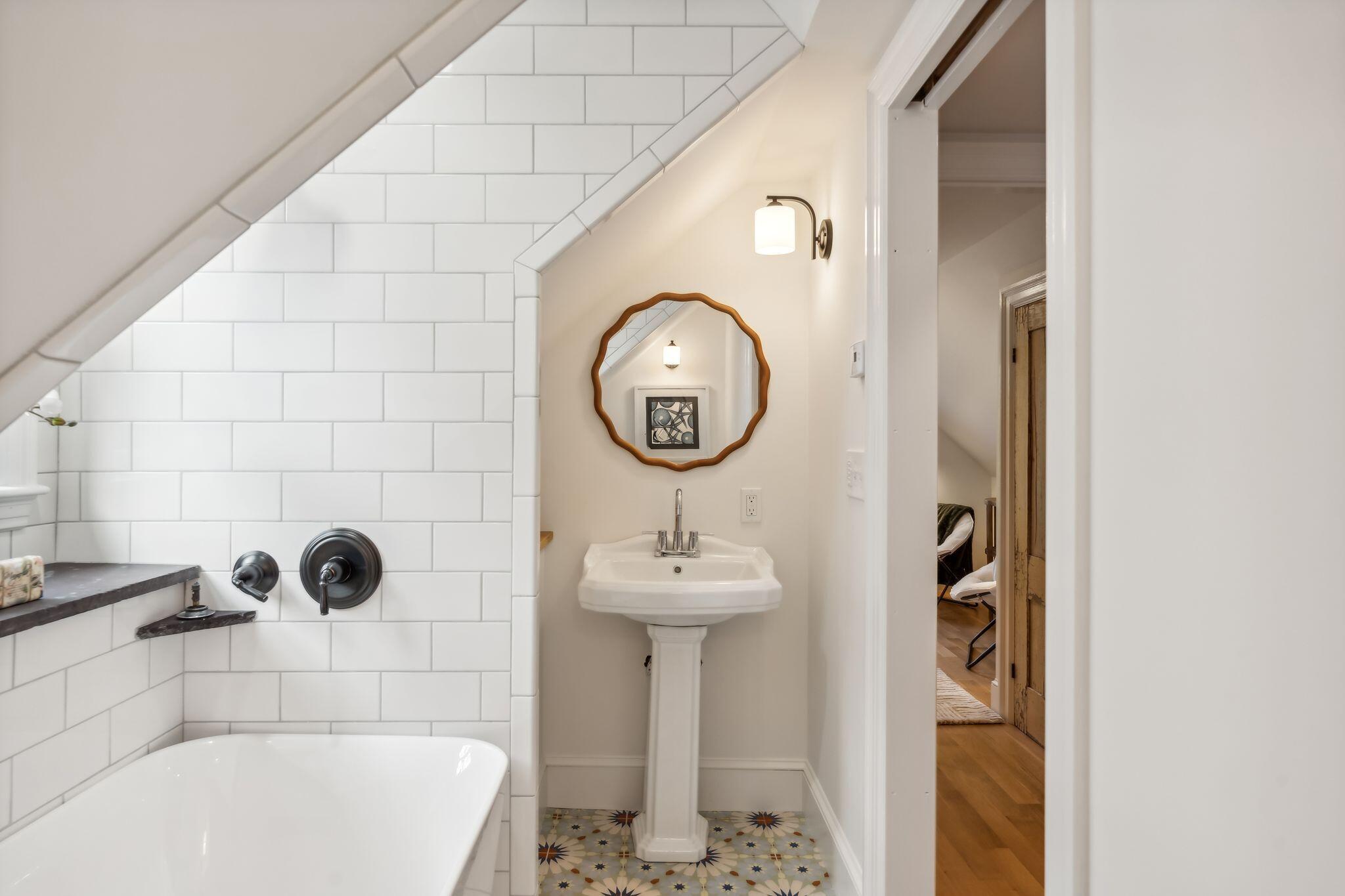 50 Waterville Street Portland, ME 04101 - Photo 34 of 48 2nd Floor Bathroom