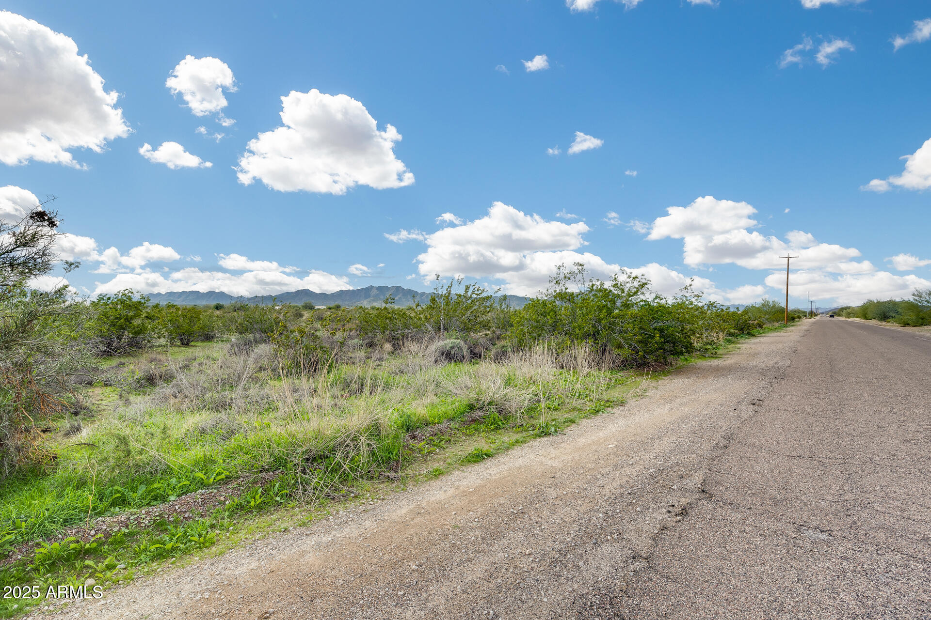 533-xx West Barnes Road, Unit 5 Maricopa, AZ 85139 - Photo 2 of 12 2