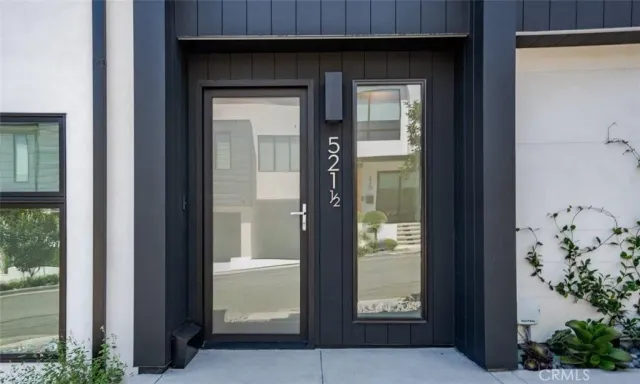 $2,350,000 | 521 Iris Avenue, Corona del Mar, CA 92625