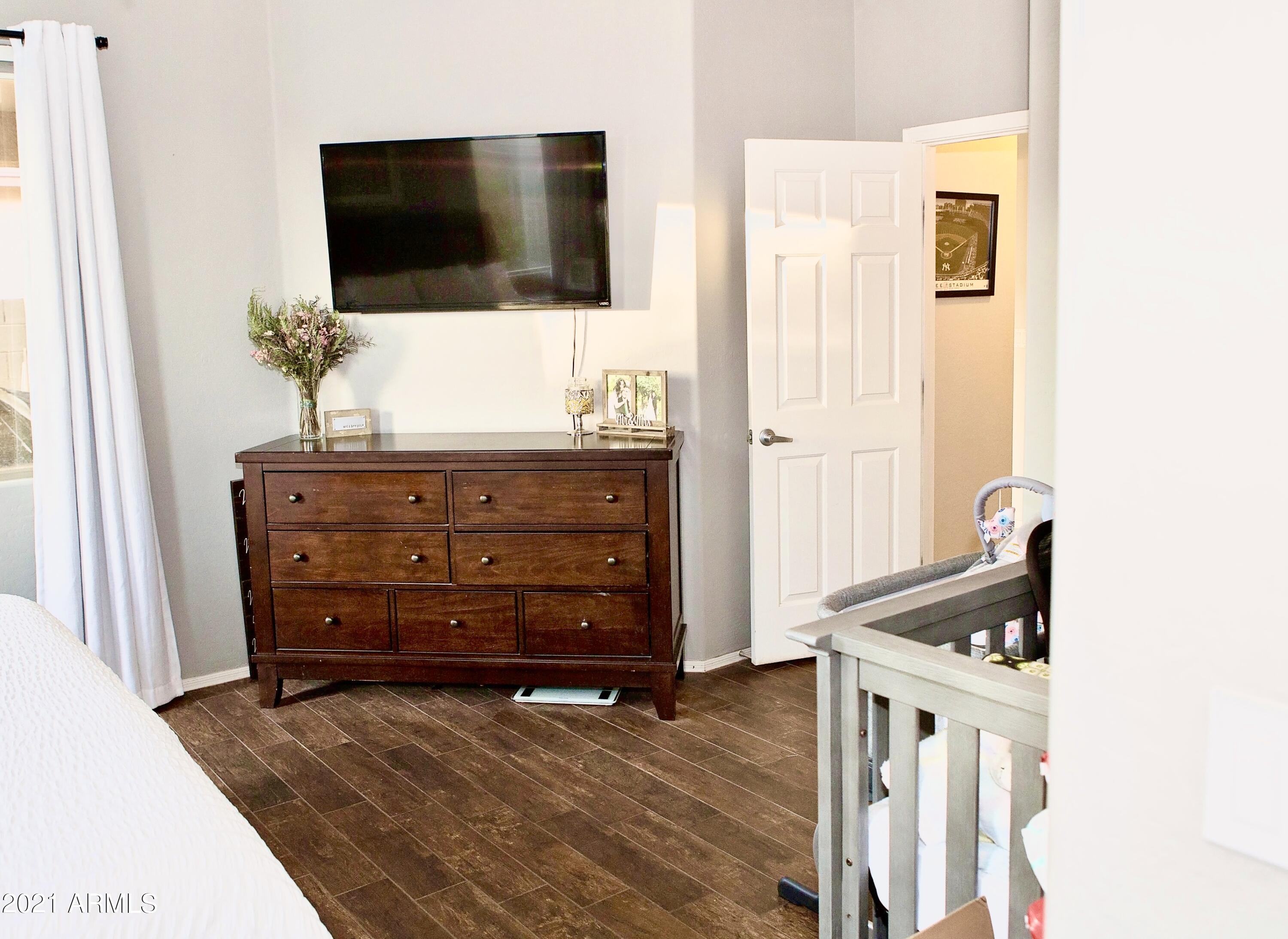 40808 North Raleigh Court Phoenix, AZ 85086 - Photo 17 of 20 Master to patio Raleigh