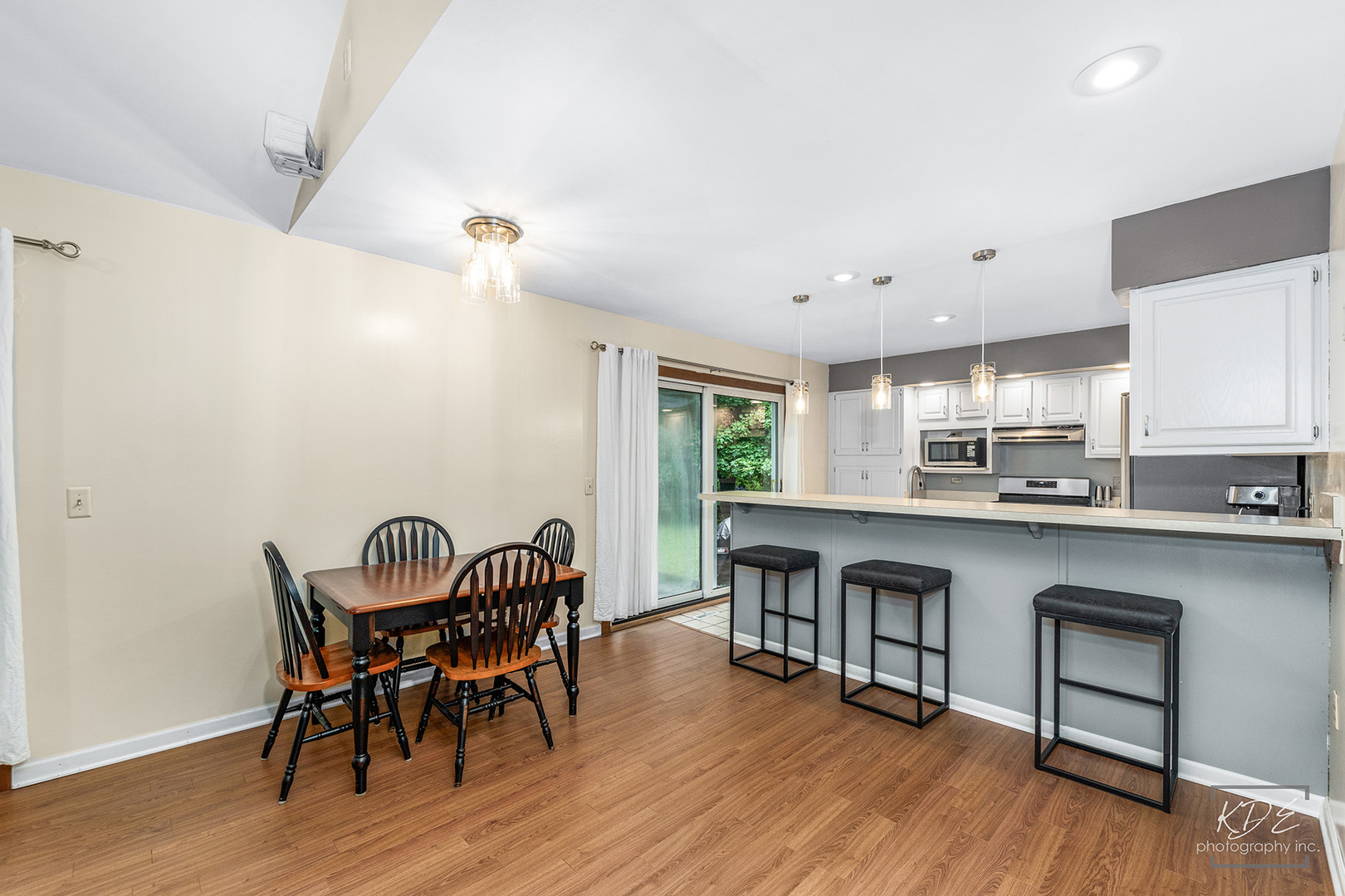 28 Sedgwick Road Oswego, IL 60543 - Photo 11 of 34 Gallery Image 11