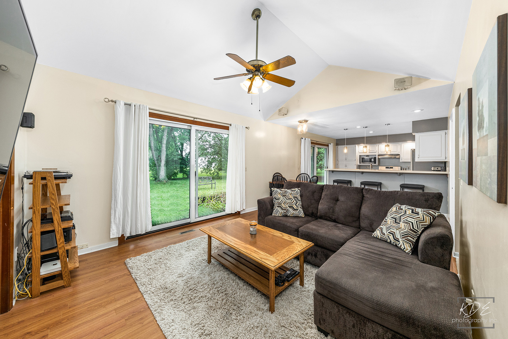 28 Sedgwick Road Oswego, IL 60543 - Photo 16 of 34 Gallery Image 16