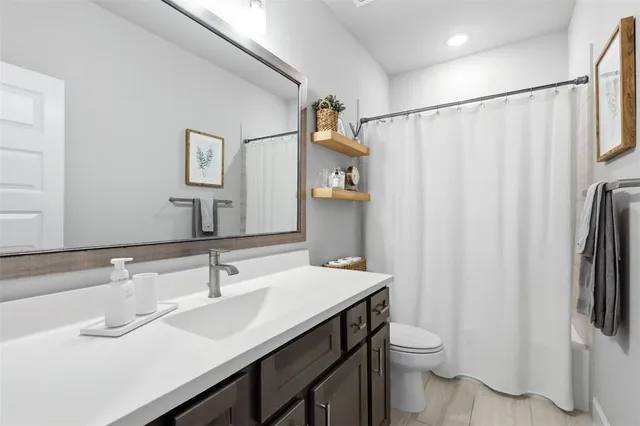 $819,000 | 721 Red Frk Drive, Lewisville, TX 75056