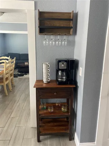 $2,595 | 3427 West Palmetto Street, Tampa, FL 33607