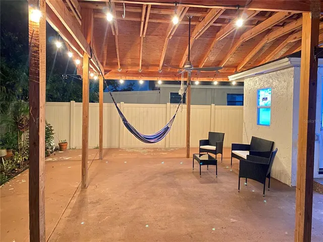 $2,595 | 3427 West Palmetto Street, Tampa, FL 33607